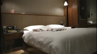 SPANKEE巨乳孕妇人妻给南非老公泄火，超爽黑白配！