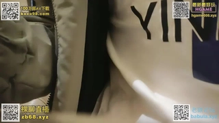 双马尾清纯小萝莉甜美超嫩，骑在身上扭动小腰，第一视角抽插小穴，操完再搞闺蜜旁边拍摄