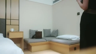 完美露脸外射极品反差婊小骚逼叫声骚气冲天